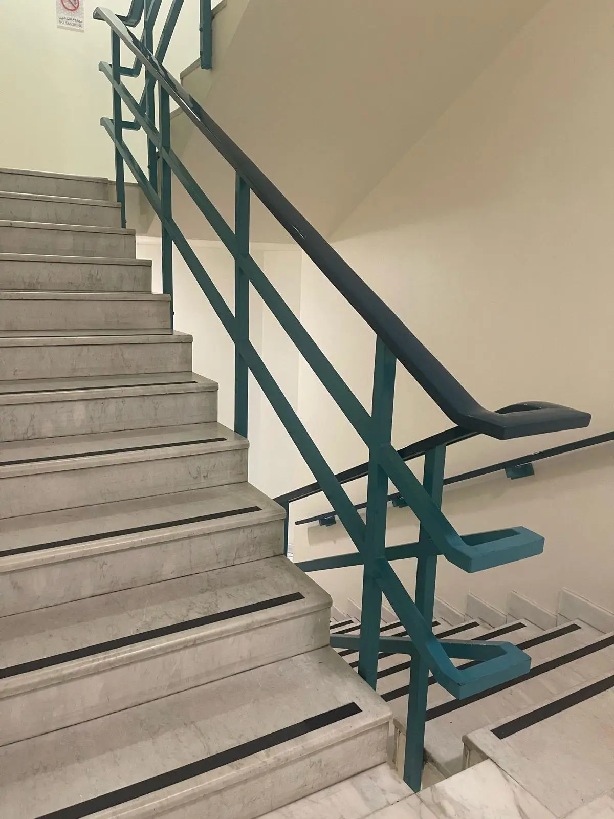 Image for الدرابزين